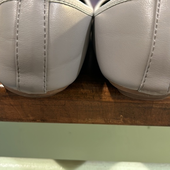 EUC Tory Burch Flats - Picture 4 of 5